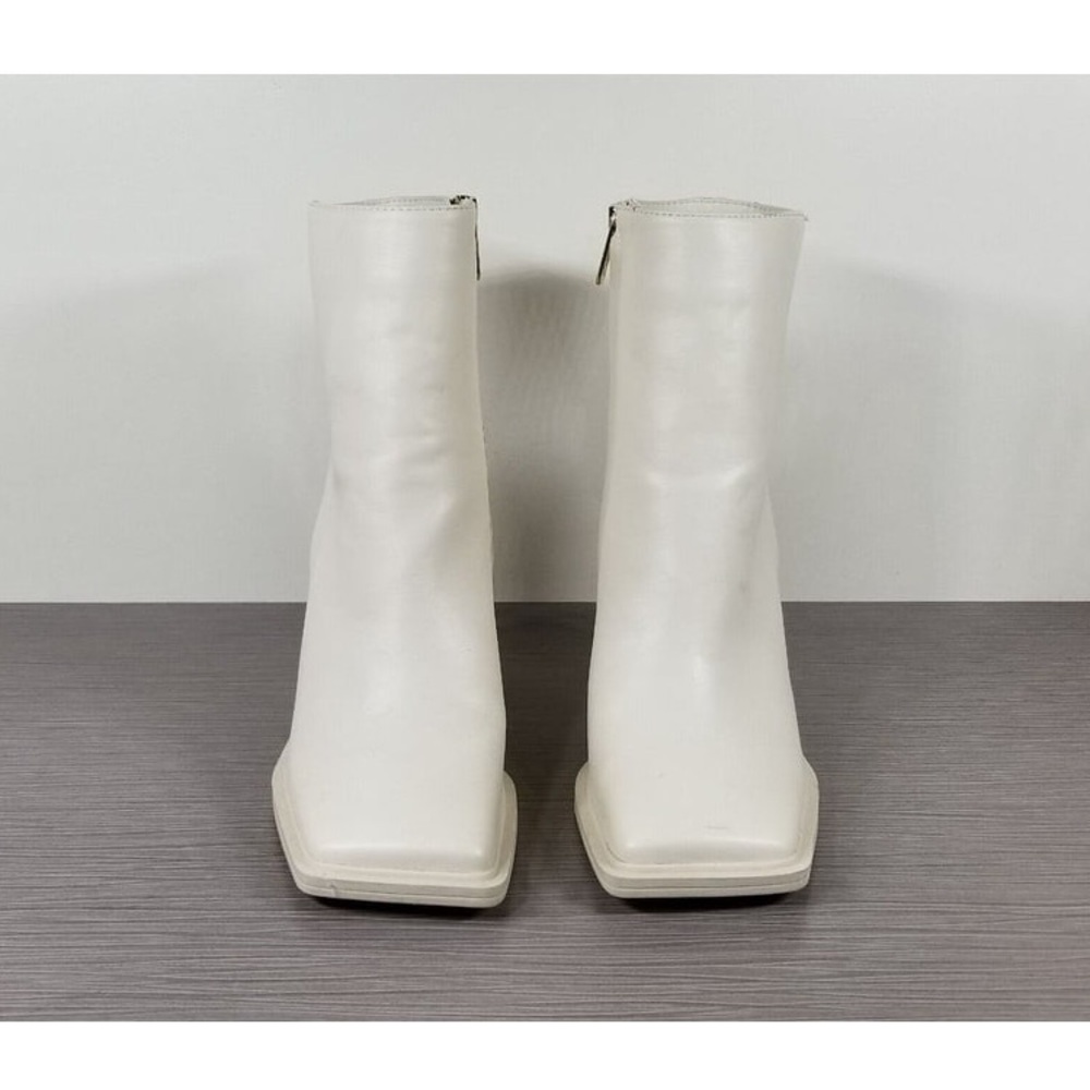 Circus By Sam Edelman Layla Modern Ivory Square Toe Stacked Heel Boots 9.5 - Picture 3 of 9
